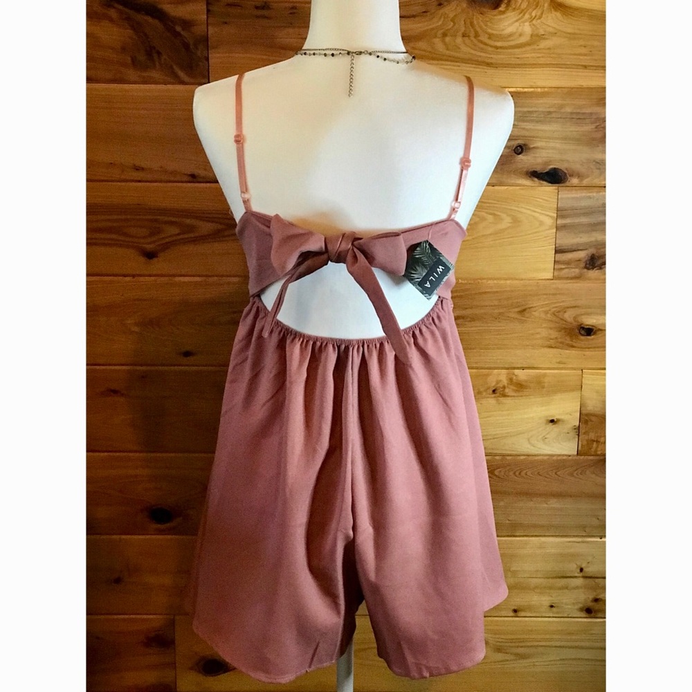 β‘οΈHPβ‘οΈπΈ Mauve crochet romper with tie back πΈ - Picture 4 of 6